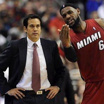 (很早的雷霆战机)小时候玩的雷霆战机：怀旧时光里那段不可或缺的回忆