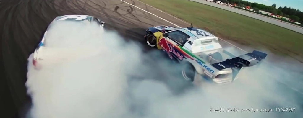 (赛车 漂移)赛车狂飙漂移时速，瞬间飞驰赛道，挑战极限驾驶技术