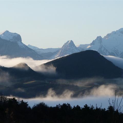 (流浪地球观后感知乎)《流浪地球》观后感:星际航行中的人性挣扎和拯救使命 (流浪地球观后感知乎)《流浪地球》观后感:星际航行中的人性挣扎和拯救使命